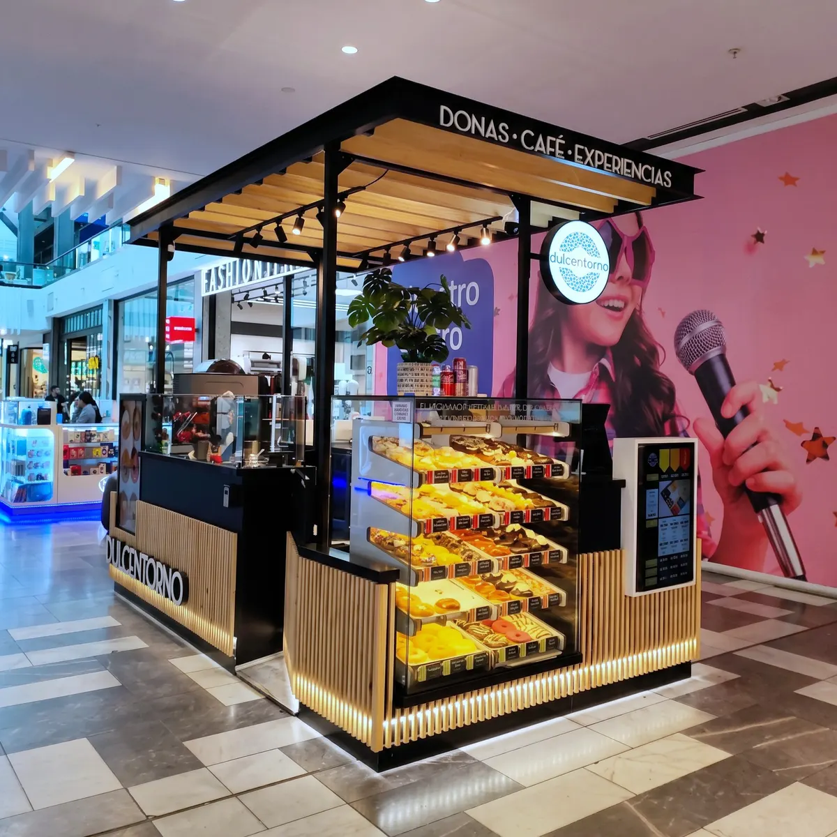 Tienda VESPUCIO en Mall Plaza Vespucio